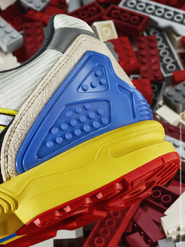 LEGO adidas ZX8000_1